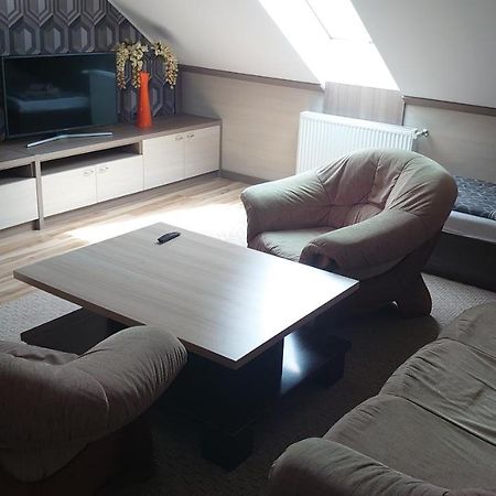Fitnessfun Bed & Breakfast Krzyz Wielkopolski Bagian luar foto